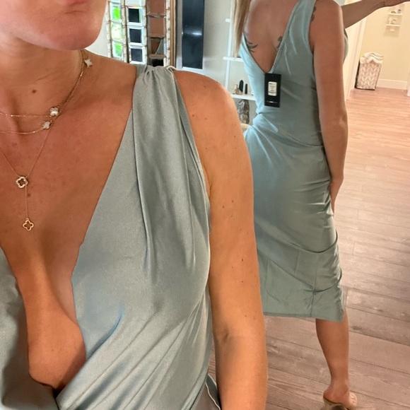 Fashion Nova Every Occasion Dress Sky Blue BNWT - Picture 2 of 3